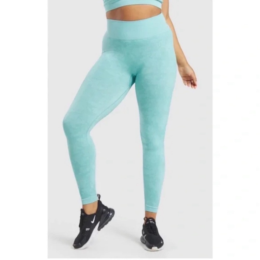 NWT Gymshark Adapt Camo Seamless Aqua Green Leggings Size S